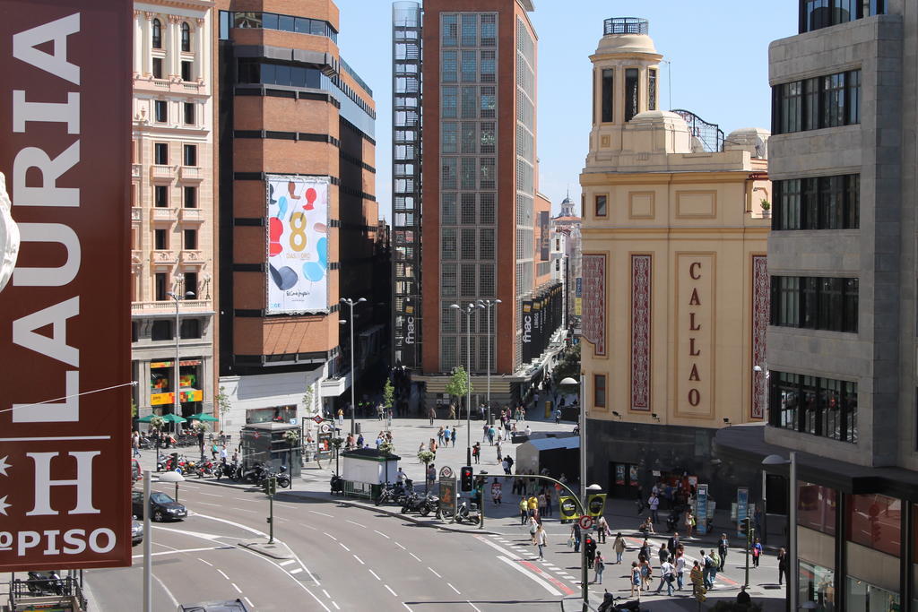 Hostal Lauria Madrid Exterior photo